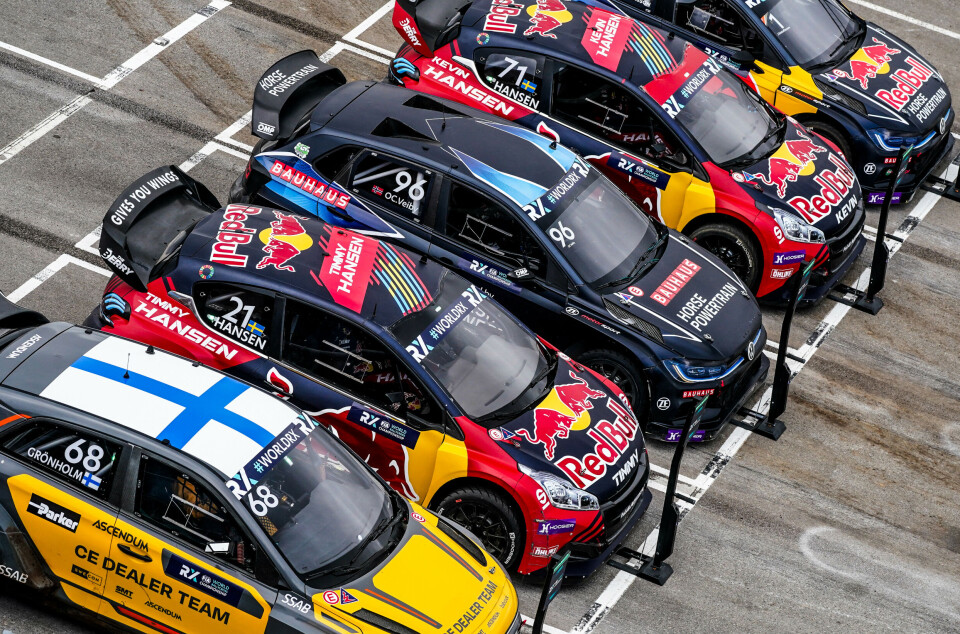 Her er fem førere og tre team som på mange måter har båret toppnivået i Rallycross-VM på sine skuldre de siste årene. Nå starter en ny tid og et nytt håp for et mesterskap som har ligget nede med brukket rygg i flere år. Fra venstre Niclas Grönholm, Timmy Hansen, Ole Christian Veiby, Kevin Hansen og Johan Kristoffersson.