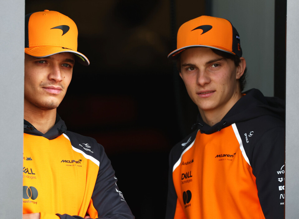 Lando Norris og Oscar Piastri er favoritter før helgens løp i Kina enten de vil det eller ikke.