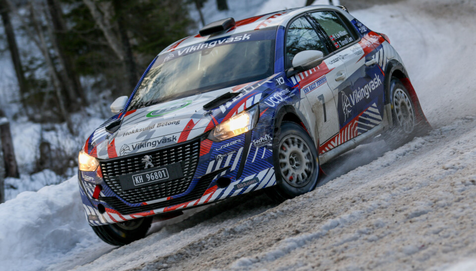 Herman Lie-Nilsen og Thea Turvoll Lien tar også turen over grensa i deres Peugeot 208 Rally4 for å måle krefter mot den svenske rallyeliten.