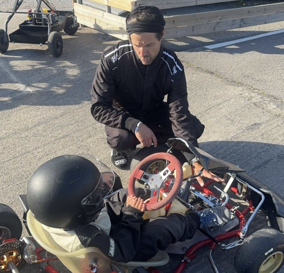 De aller fleste unge og voksne vet godt hvem Didrik Solli-Tangen er, av helt andre årsaker enn gokart. Men for William var Didrik først og fremst en vennlig medhjelper i den lokale gokartklubben som bistod før livets første meter alene ute på en stor gokartbane var et faktum.