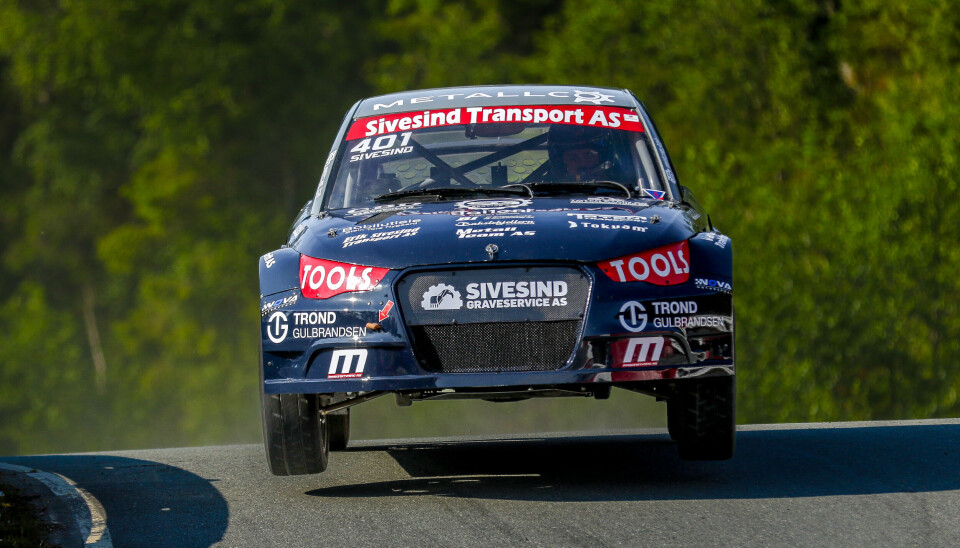Emil Sivesind fikk en strevsom start på sesongen for en måned siden. Men på Konsmo viste han at det ikke skal være den nye turbomotoren som skal sette noen stopper for han.