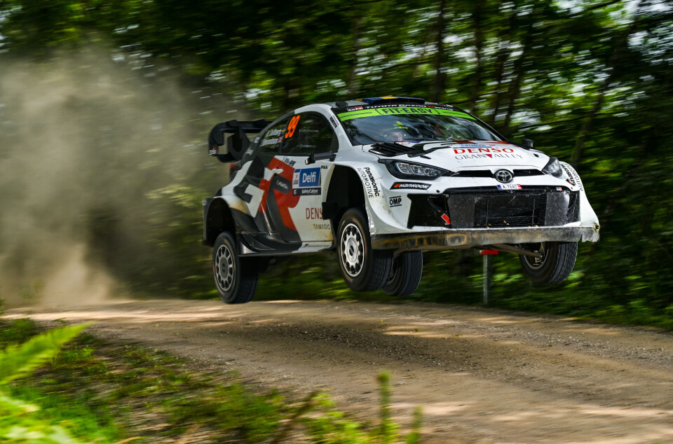 Oliver Solberg viste ingen nåde til konkurrentene og vant på første forsøk med Toyota.