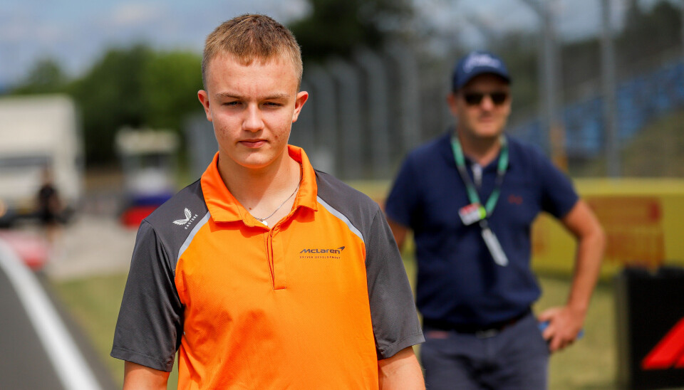 Martinius Stenshorne sjekker ut banen i forkant av løpshelgen på Hungaroring.
