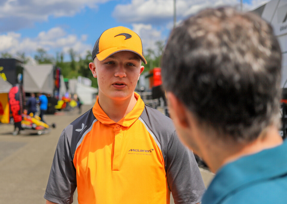 Martinius Stenshorne har blitt godt vant til å være kledd opp i McLarens papaya-farger.