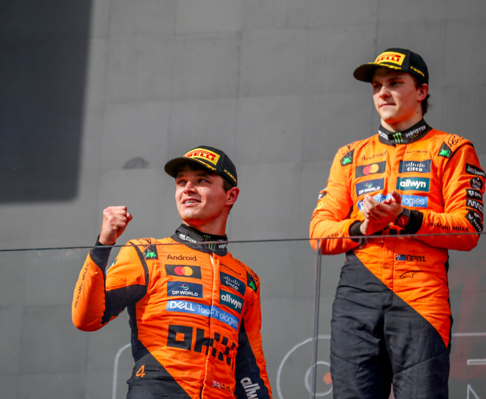 I det siste løpet før sommerpausen var det Lando Norris som tok seieren foran Oscar Piastri. Nå stikker Piastri av i tittelkampen.