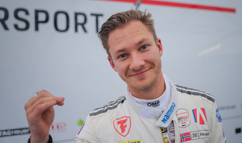 Dennis Hauger har vært en tur hjemom i Norge, her under Porsche Carrera Cup-løpene på Rudskogen.