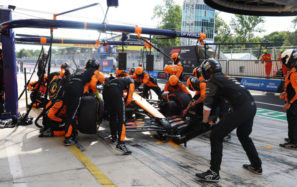 Det gikk for sakte med McLaren da Lando Norris kom inn i pit på Monza.