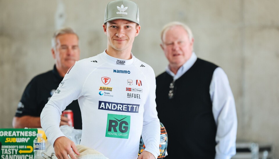 Både i nytt team og ny bil er Dennis Hauger i ferd med å finne godfølelsen.
