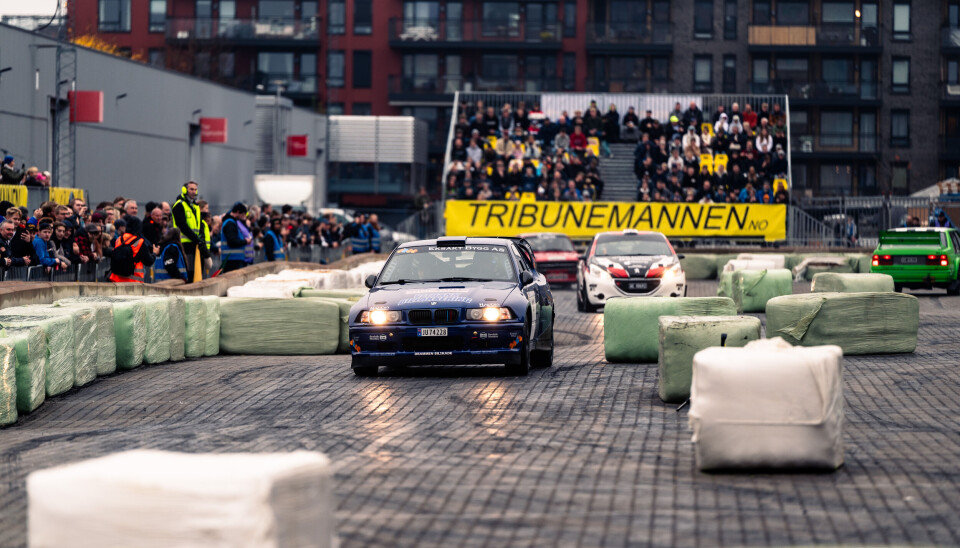 Jarle Lippert er som vanlig på plass i bakgården, sammen med en rekke andre spenstige utøvere og doninger fra norsk bilsport. Her får du full oversikt over alt som rører seg fra bilsportens side denne helgen.