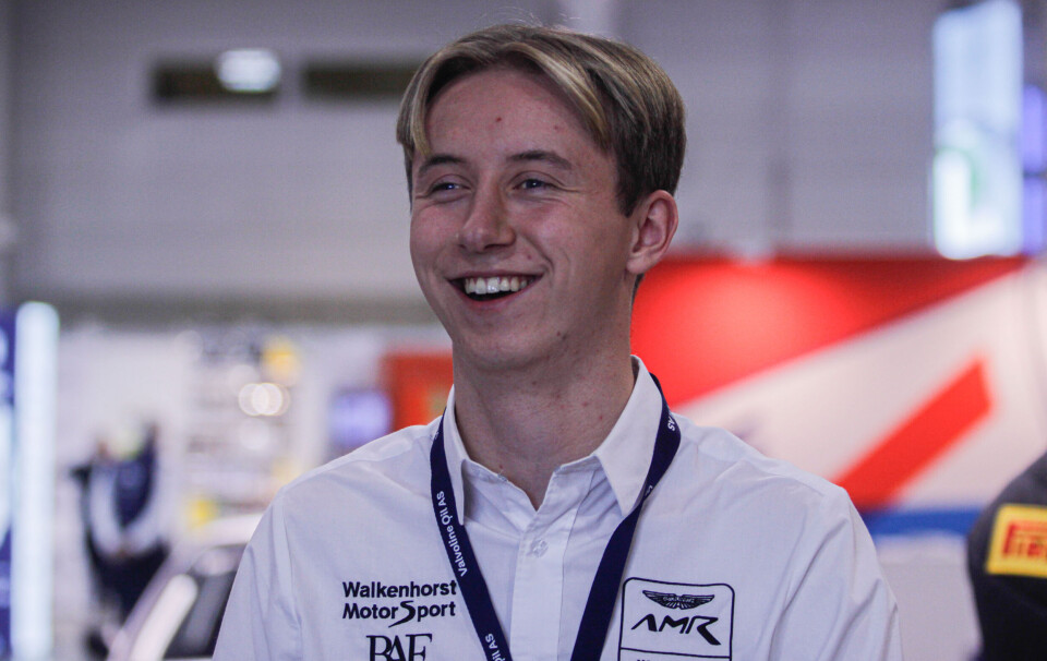 Niklas Abrahamsen under årets Oslo Motor Show.